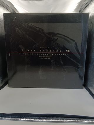 Squall Leonhart y Bahamut. Kotobukiya 0098