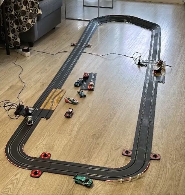 Scalectrix carrera go