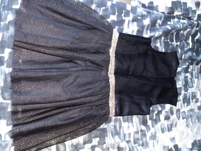 Vestido niña 10 años. Negro y dorado