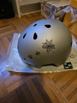 PACK PATINES+CASCO+PROTECCIONES