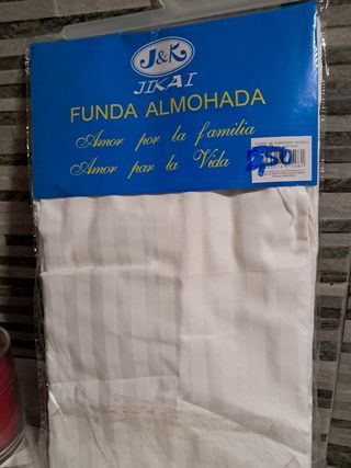 FUNDA DE ALMOHADA 70CM