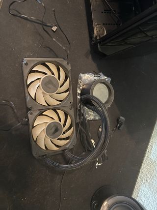 Gigabyte Aorus Liquid Cooler 240  liquida 