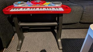 La Banda Piano Electrónico con Taburete