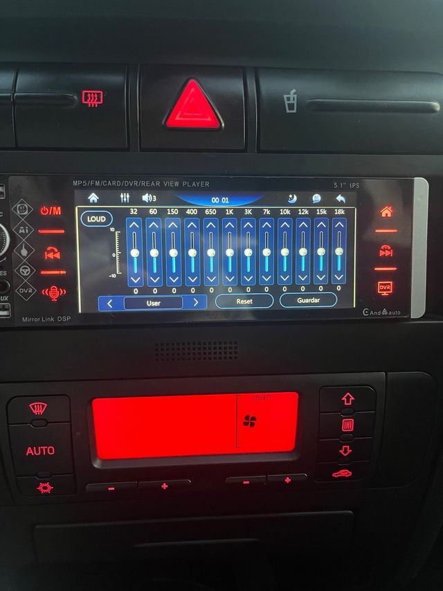 Radio con pantalla 5 pulgadas