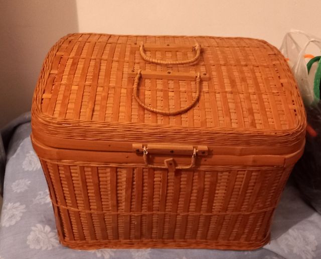 Baúl de mimbre