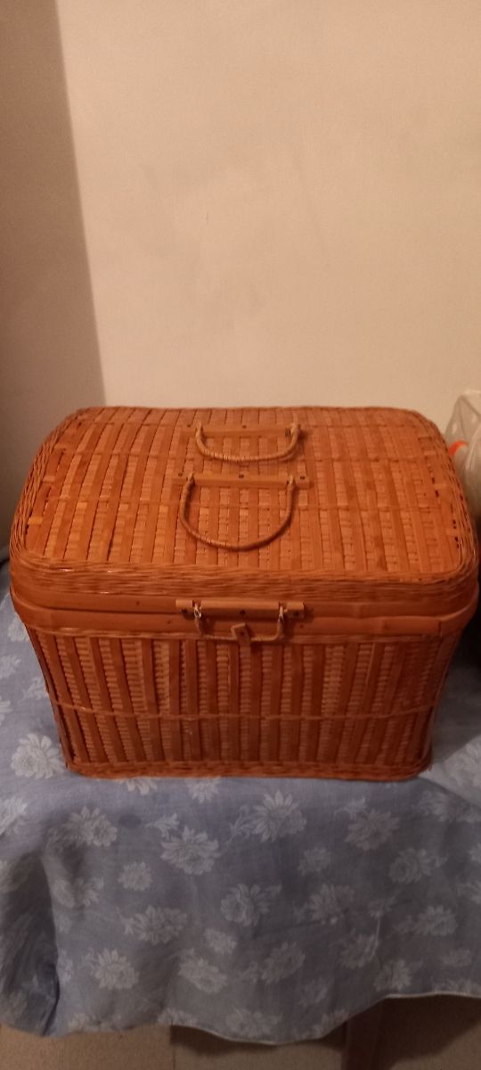 Baúl de mimbre