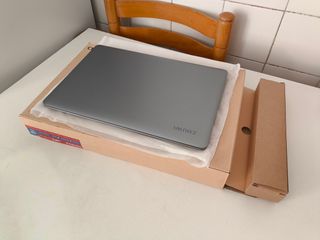 Portátil Slim Chuwi