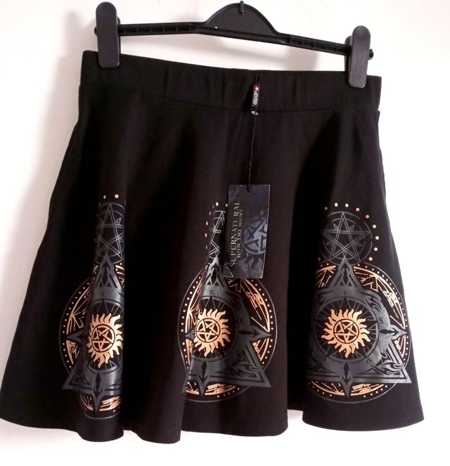 Falda Emp Supernatural alternative ghotic nueva.