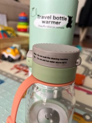 Calienta biberones de viaje