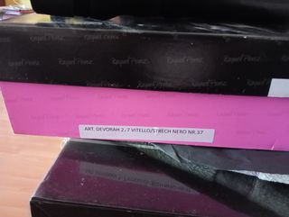 Botas estilo mosqueteras con cuña.