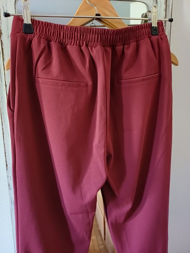Pantaloni vinaccia 