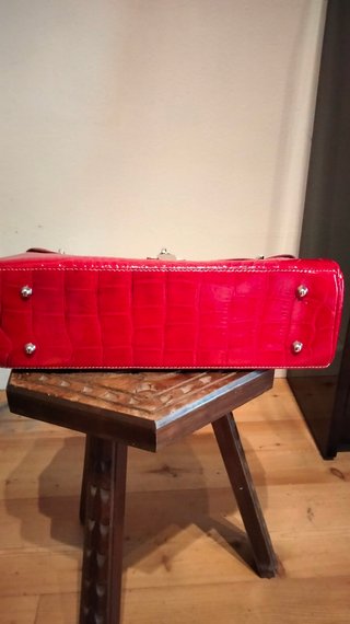 BORSA ROSSA IN PELLE