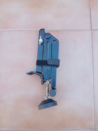 Pata elevadora rueda trasera moto