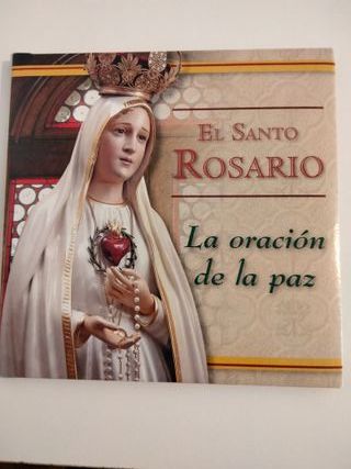 Vendo objetos religiosos