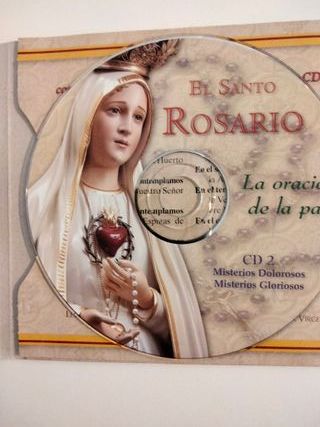 Vendo objetos religiosos