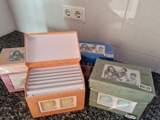 Álbumes de fotos con cajas decorativas