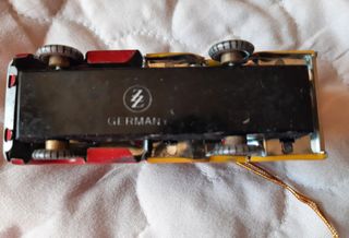 Juguete hojalata camión bomberos