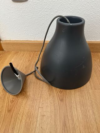 Lampara plastico gris