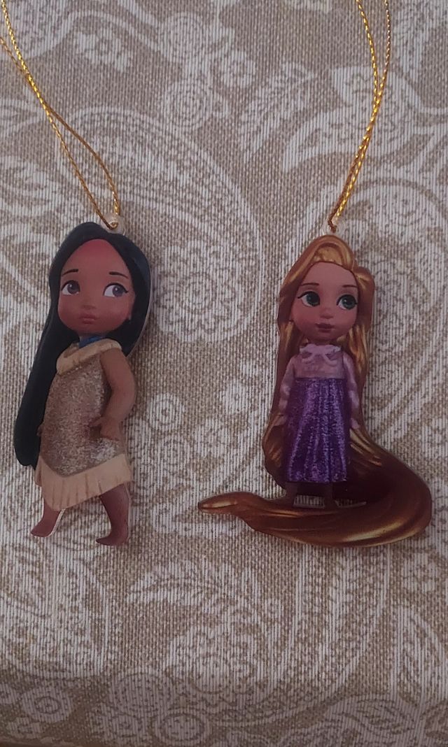 LOTE DE PRINCESAS Y STITCH PARA EL ARBOL