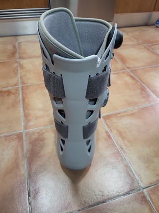 Bota andadora operación pie