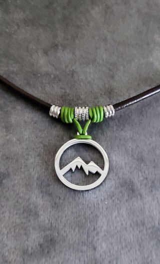 Colgante de montaña mediano