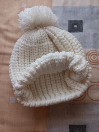 Gorro de lana acrílica