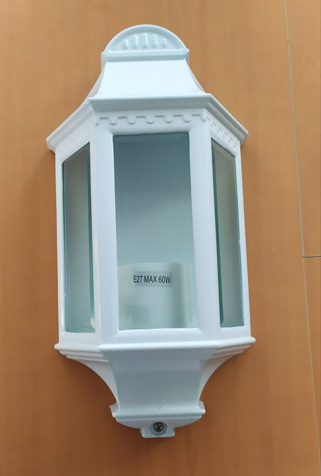 Farol Exterior / Interior