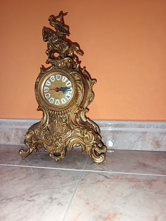 Reloj de bronce