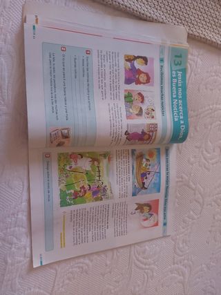 Libro catequesis Jesús nos quiere