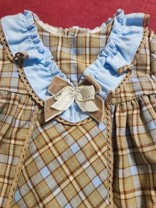 Vestido, capota y Leotardos Miranda