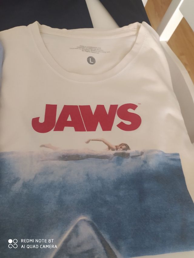 Vestuário de homem variado