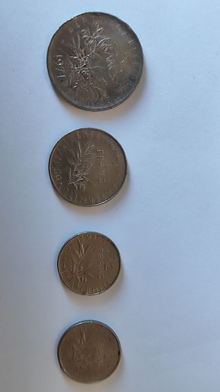 4 Monedas francesas 5 fr. 1 fr. Y medios