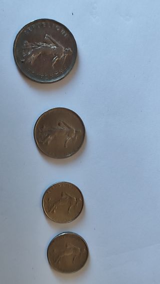 4 Monedas francesas 5 fr. 1 fr. Y medios