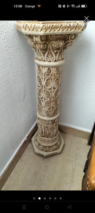 Columna estilo romano