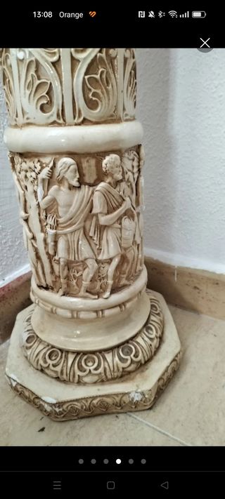 Columna estilo romano