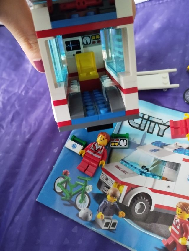 Lego City 4431 lego ambulancia completo sin caja