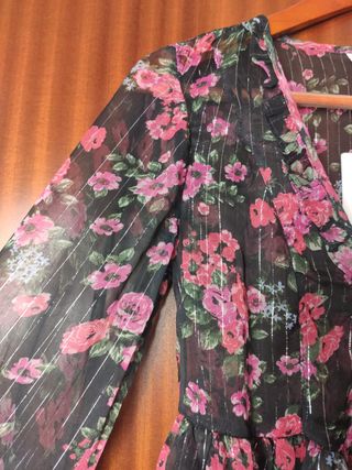 Blusa Stradivarius talla M. Nueva