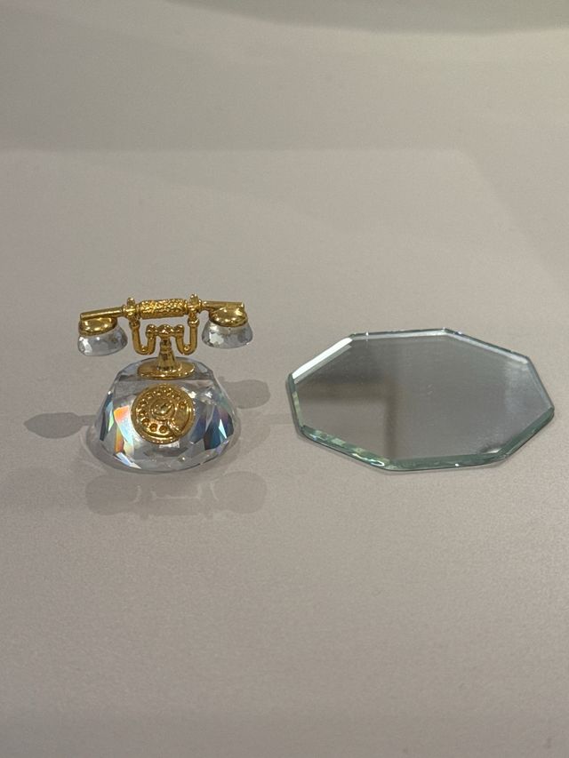 Figura telefono antiguo swarovski