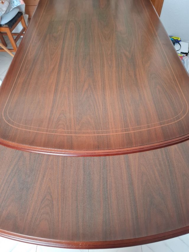 Mesa de madera extensible