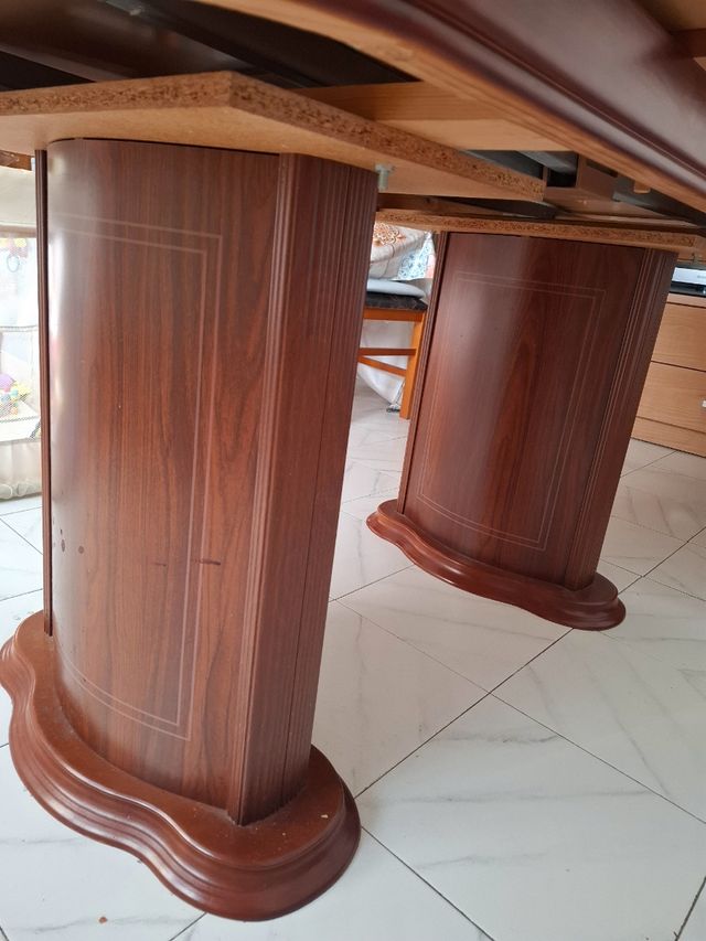 Mesa de madera extensible