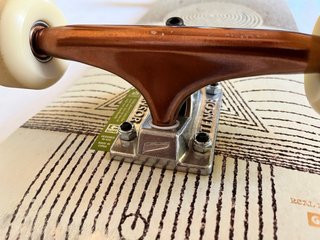 Skateboard Completa 8” Globe Real Run Wow!