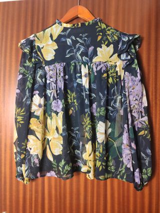 Blusa talla S Mango