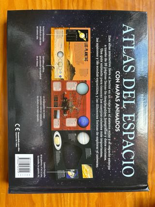 Atlas del espacio con mapas animados