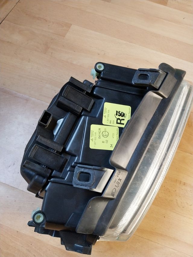 Optica/faro derecho AUDI A4 nuevo