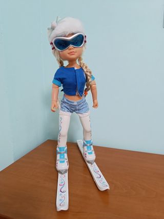 MUÑECA NANCY . JUGUETES 