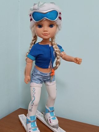 MUÑECA NANCY . JUGUETES 