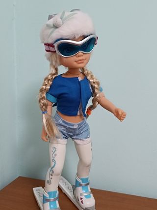 MUÑECA NANCY . JUGUETES 