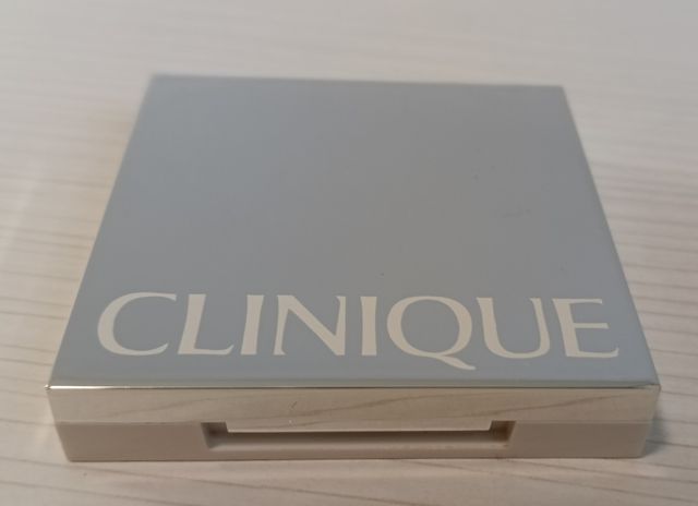 clínique. Sombras y colorete