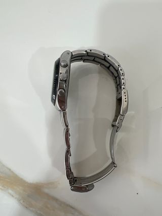 Reloj Swatch plateado