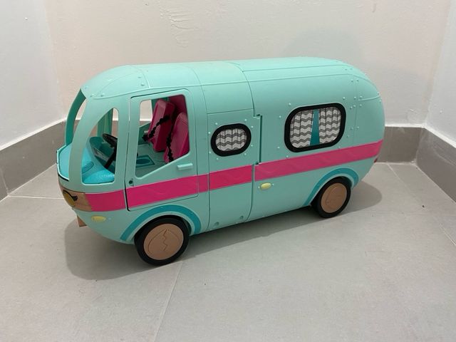 Caravana Lol con accesorios